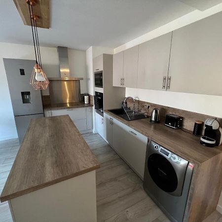 Appartement Entre Lacs, Montagnes Et Stations De Ski Bonneville Exterior photo